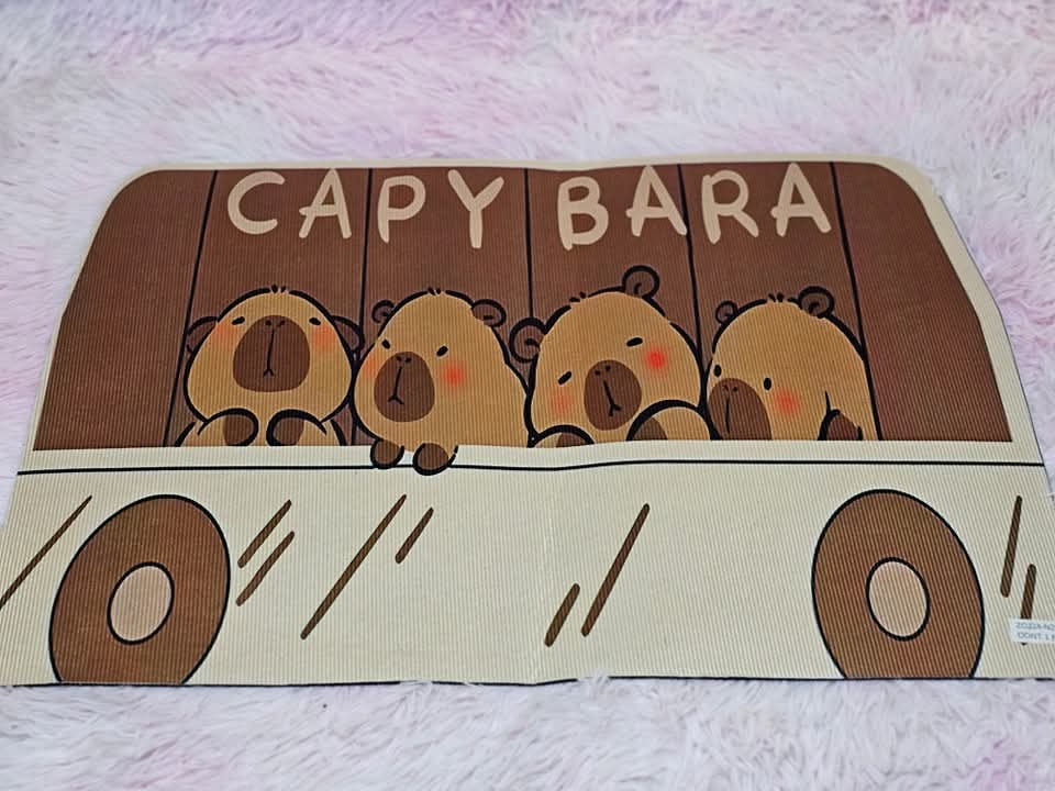 TAPETE CAPYBARA 1.20 X .40 MTS