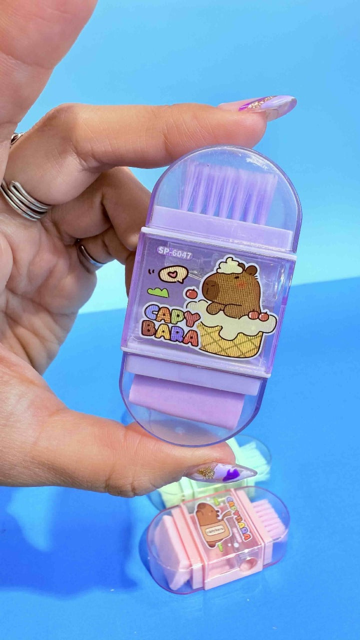 SACAPUNTAS CON GOMA CAPIBARA