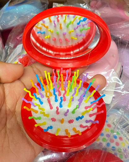 CEPILLO DE BOLSILLO LABUBU